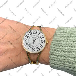 Avon Gold tone Watch with White Dial easy to read NIB small